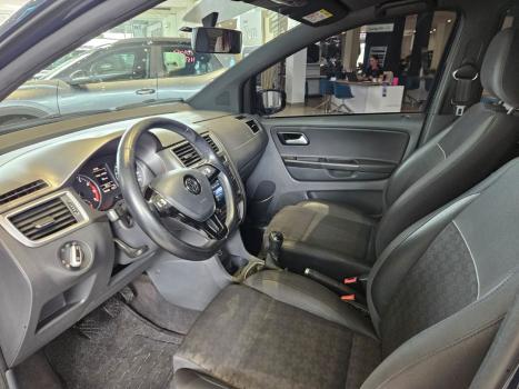 VOLKSWAGEN Fox 1.0 4P TRACK FLEX, Foto 4