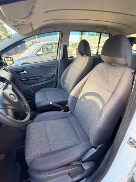 VOLKSWAGEN Fox 1.0 4P FLEX, Foto 4
