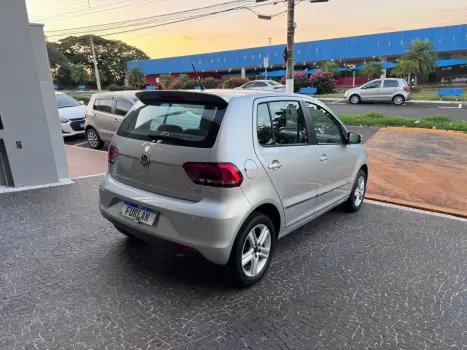 VOLKSWAGEN Fox 1.6 16V 4P MSI HIGHLINE FLEX, Foto 3