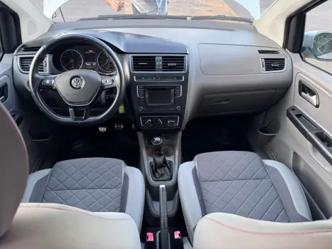 VOLKSWAGEN Fox 1.6 16V 4P MSI HIGHLINE FLEX, Foto 6