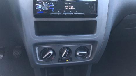 VOLKSWAGEN Fox 1.6 4P FLEX, Foto 2 VOLKSWAGEN Fox 1.6 4P FLEX, Foto 2