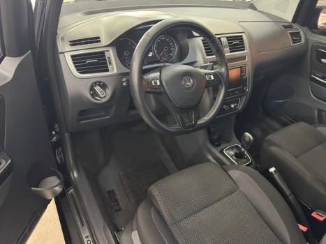 VOLKSWAGEN Fox 1.6 4P FLEX CONNECT I-MOTION AUTOMATIZADO, Foto 10