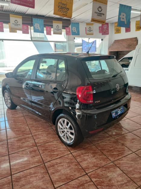 VOLKSWAGEN Fox 1.6 4P, Foto 4