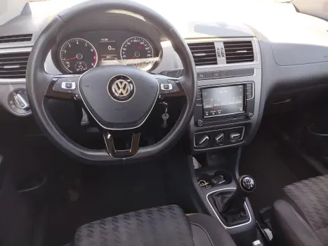 VOLKSWAGEN Fox 1.6 4P COMFORTLINE FLEX, Foto 9