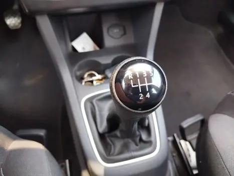 VOLKSWAGEN Fox 1.6 4P COMFORTLINE FLEX, Foto 10