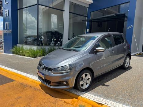 VOLKSWAGEN Fox 1.6 4P, Foto 2