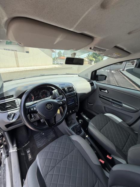 VOLKSWAGEN Fox 1.6 4P HIGHLINE FLEX, Foto 7