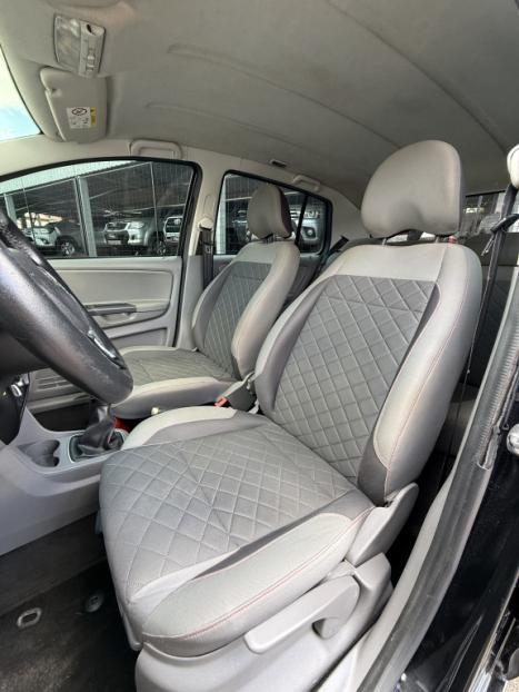 VOLKSWAGEN Fox 1.6 4P HIGHLINE FLEX, Foto 9
