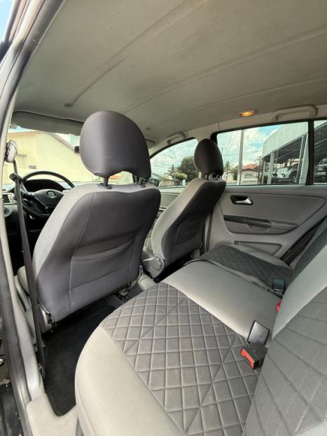 VOLKSWAGEN Fox 1.6 4P HIGHLINE FLEX, Foto 10