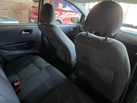 VOLKSWAGEN Fox 1.6 4P TREND FLEX, Foto 6