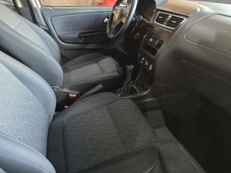 VOLKSWAGEN Fox 1.6 4P TREND FLEX, Foto 9