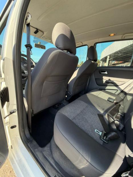 VOLKSWAGEN Fox 1.6 4P COMFORTLINE FLEX, Foto 10