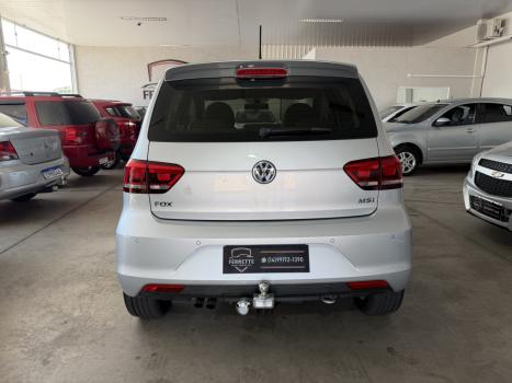VOLKSWAGEN Fox 1.6 4P HIGHLINE FLEX, Foto 4