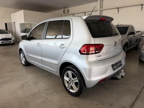 VOLKSWAGEN Fox 1.6 4P HIGHLINE FLEX, Foto 6