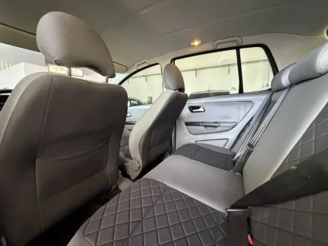 VOLKSWAGEN Fox 1.6 4P HIGHLINE FLEX, Foto 11