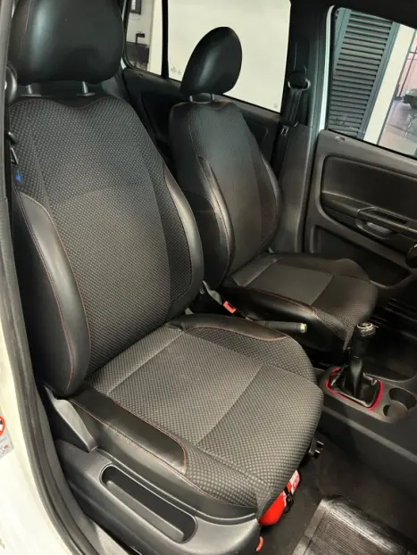 VOLKSWAGEN Fox 1.6 4P ROCK IN RIO FLEX, Foto 12