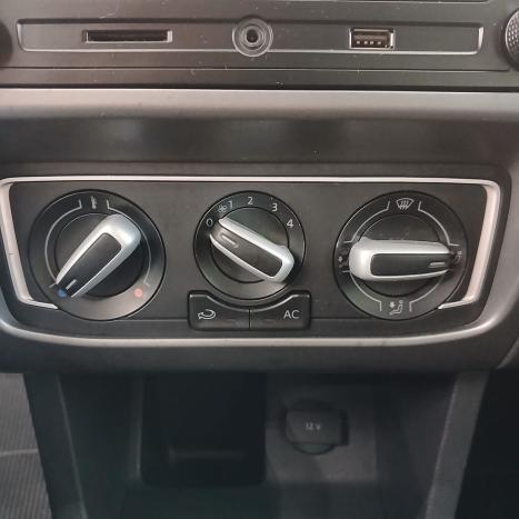 VOLKSWAGEN Fox 1.6 4P MSI COMFORTLINE FLEX, Foto 9