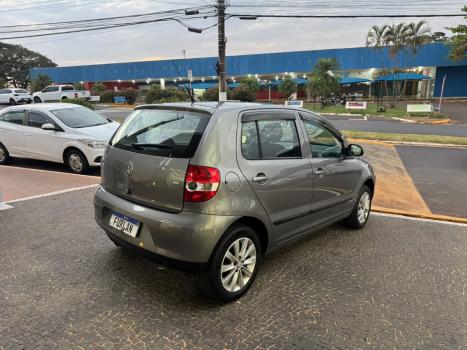VOLKSWAGEN Fox 1.6 4P, Foto 3