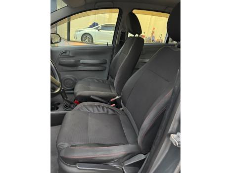 VOLKSWAGEN Fox 1.6 4P, Foto 7
