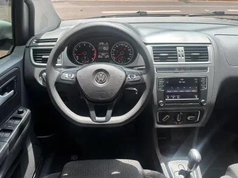 VOLKSWAGEN Fox 1.6 4P FLEX CONNECT I-MOTION AUTOMATIZADO, Foto 6
