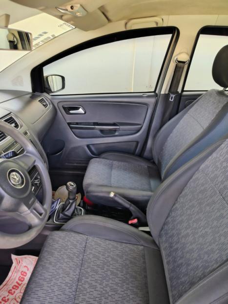 VOLKSWAGEN Fox 1.6 4P FLEX, Foto 6