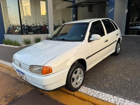 VOLKSWAGEN Gol 1.0 4P, Foto 2