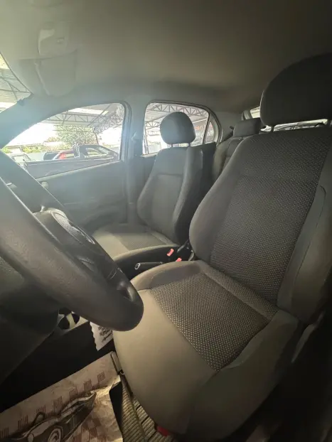VOLKSWAGEN Gol 1.0 MI 4P, Foto 8