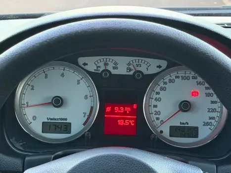 VOLKSWAGEN Golf 1.6 4P, Foto 14