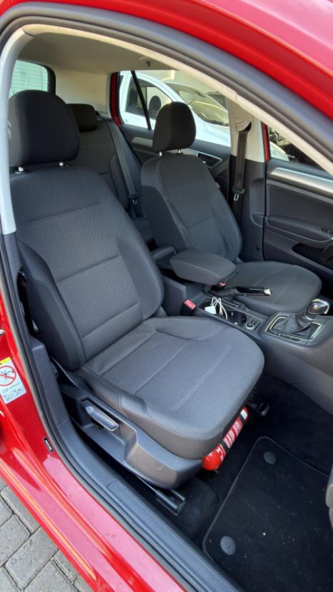 VOLKSWAGEN Golf 1.6 4P COMFORTLINE AUTOMÁTICO, Foto 11