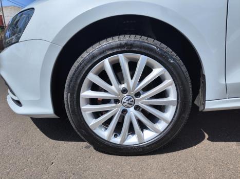 VOLKSWAGEN Jetta 1.4 16V 4P TSI CONFORTLINE AUTOMTICO, Foto 9