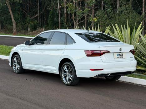 VOLKSWAGEN Jetta 1.4 4P 250 TSI R-LINE AUTOM�TICO, Foto 3