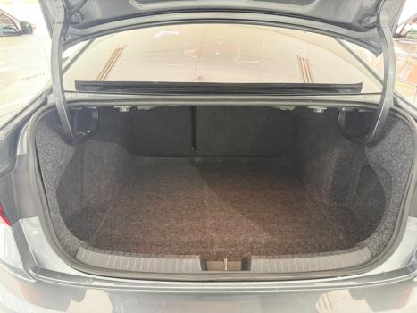 VOLKSWAGEN Jetta 1.4 4P 250 TSI R-LINE AUTOMÁTICO, Foto 16