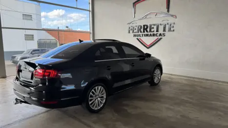 VOLKSWAGEN Jetta 2.0 4P TSI HIGHLINE 211 CV AUTOMTICO, Foto 7