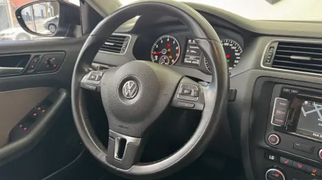 VOLKSWAGEN Jetta 2.0 4P TSI HIGHLINE 211 CV AUTOMTICO, Foto 14