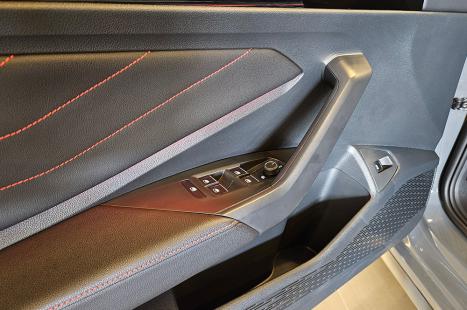 VOLKSWAGEN Jetta 2.0 4P 350 TSI GLI AUTOM�TICO DSG, Foto 19