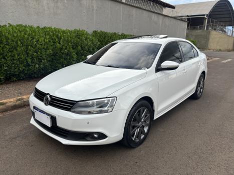 VOLKSWAGEN Jetta 2.0 4P COMFORTLINE TIPTRONIC AUTOM�TICO, Foto 9
