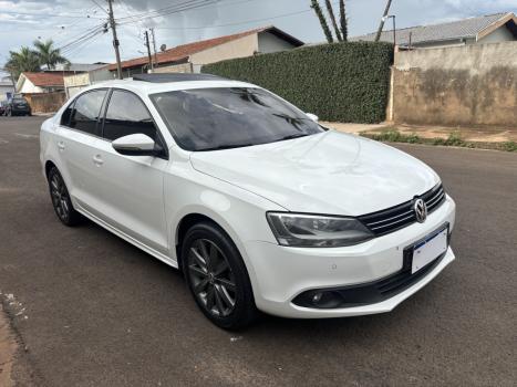 VOLKSWAGEN Jetta 2.0 4P COMFORTLINE TIPTRONIC AUTOM�TICO, Foto 13