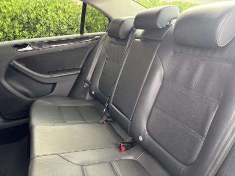 VOLKSWAGEN Jetta 2.0 4P COMFORTLINE TIPTRONIC AUTOM�TICO, Foto 19