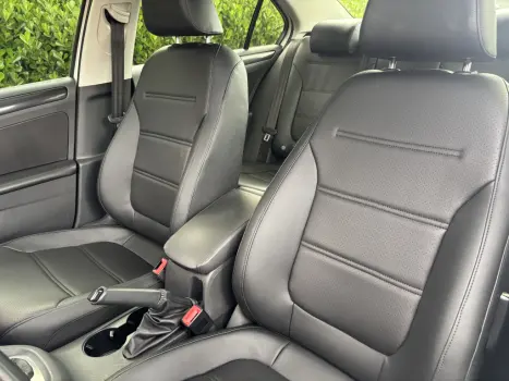 VOLKSWAGEN Jetta 2.0 4P COMFORTLINE TIPTRONIC AUTOM�TICO, Foto 22