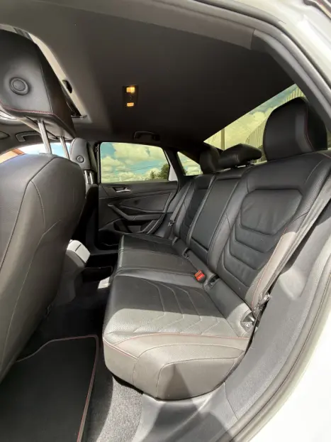 VOLKSWAGEN Jetta 2.0 4P 350 TSI GLI AUTOM�TICO DSG, Foto 15