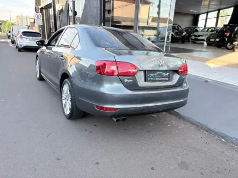 VOLKSWAGEN Jetta 2.0 4P FLEX COMFORTLINE TIPTRONIC AUTOM�TICO, Foto 10