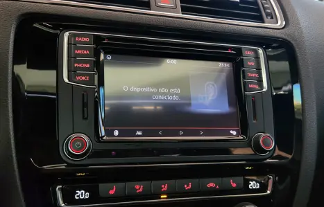 VOLKSWAGEN Jetta 2.0 4P TSI HIGHLINE 211 CV AUTOM�TICO, Foto 18