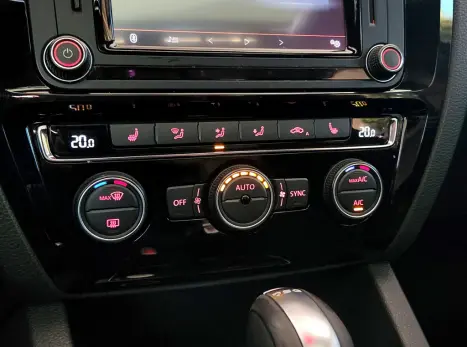 VOLKSWAGEN Jetta 2.0 4P TSI HIGHLINE 211 CV AUTOM�TICO, Foto 17