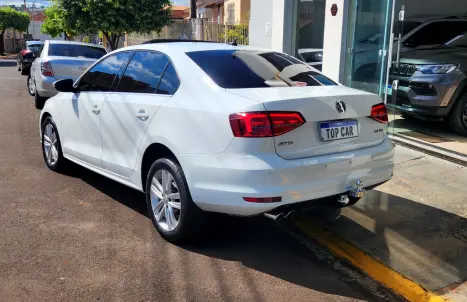 VOLKSWAGEN Jetta 2.0 4P TSI HIGHLINE 211 CV AUTOM�TICO, Foto 3