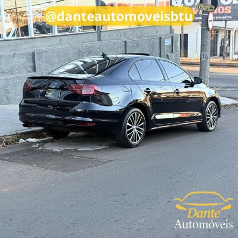 VOLKSWAGEN Jetta 2.0 4P TSI HIGHLINE 200 CV AUTOM�TICO, Foto 4