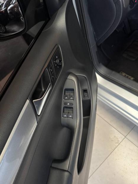 VOLKSWAGEN Jetta 2.0 4P TRENDLINE FLEX AUTOM�TICO, Foto 7