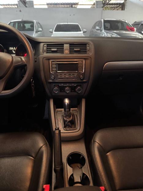 VOLKSWAGEN Jetta 2.0 4P TRENDLINE FLEX AUTOM�TICO, Foto 11