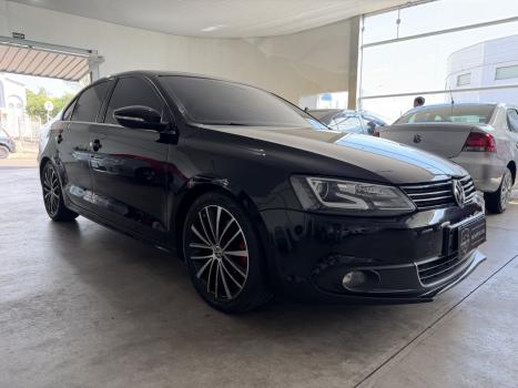 VOLKSWAGEN Jetta 2.0 4P TSI HIGHLINE 200 CV AUTOM�TICO, Foto 2