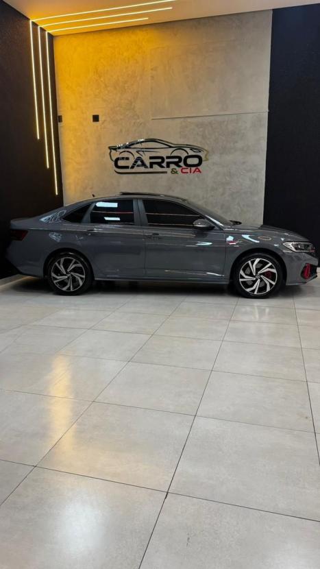 VOLKSWAGEN Jetta 2.0 4P 350 TSI GLI AUTOM�TICO DSG, Foto 4