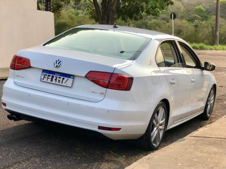 VOLKSWAGEN Jetta 2.0 4P TSI HIGHLINE 211 CV AUTOM�TICO, Foto 4